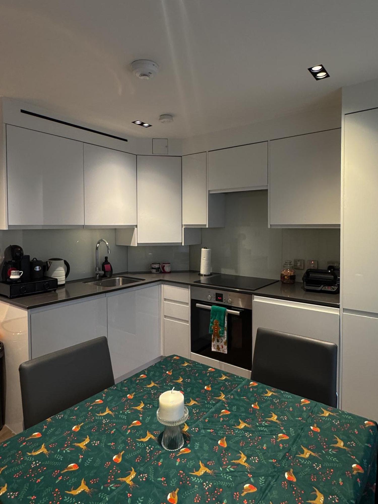 Mayfair 2 Beds Flat Near Bond Street, Opposite Selfridges On Oxford Street ลอนดอน ภายนอก รูปภาพ