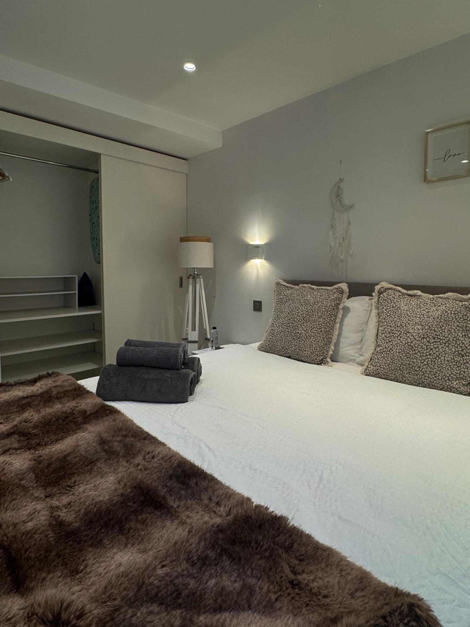 Mayfair 2 Beds Flat Near Bond Street, Opposite Selfridges On Oxford Street ลอนดอน ภายนอก รูปภาพ